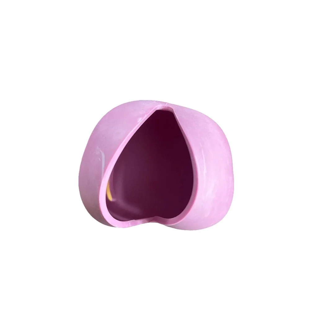 Sonia Kashuk™ Makeup Sponge Travel Case: Silicone, Put Your Makeup Sponge Inside